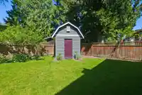 1639 133A STREET - thumbnail 37