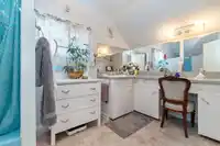 6994 CHEAM AVENUE - thumbnail 16