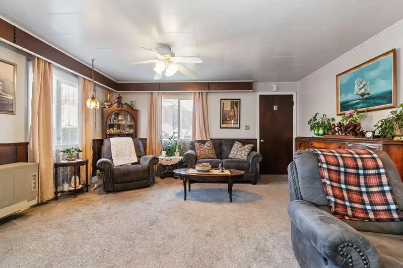 6994 CHEAM AVENUE - photo 3 of 21