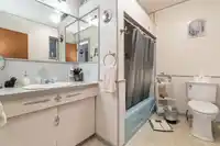 6994 CHEAM AVENUE - thumbnail 10