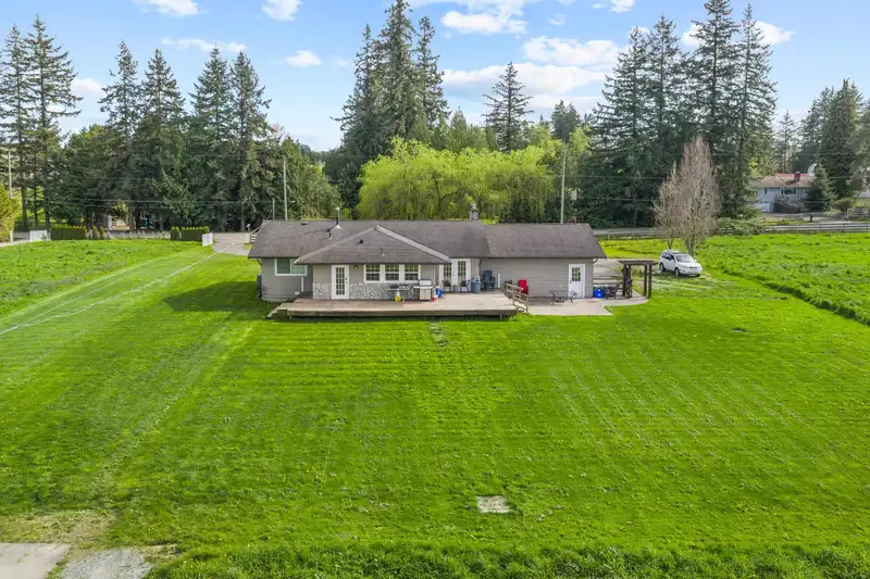 24985 32 AVENUE - photo 3 of 40