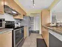 310 8495 JELLICOE STREET - thumbnail 8