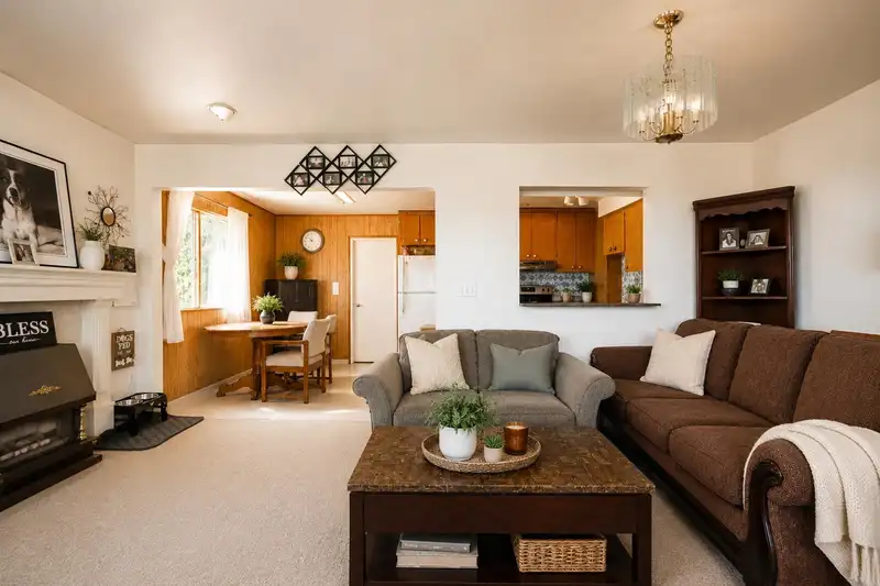 1303 JOHNSON STREET - photo 1 of 26