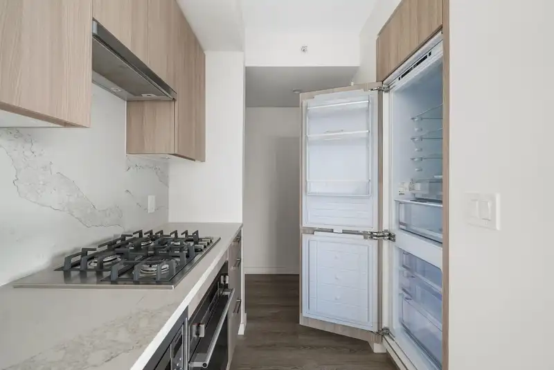 4306 13350 CENTRAL AVENUE - photo 4 of 21