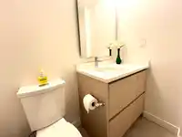 8842 UNIVERSITY CRESCENT - thumbnail 15