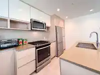 8842 UNIVERSITY CRESCENT - thumbnail 10