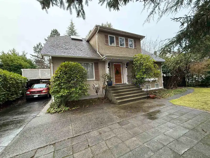 1668 NANTON AVENUE - photo 1 of 4