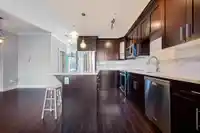 10 1731 PRAIRIE AVENUE - thumbnail 1