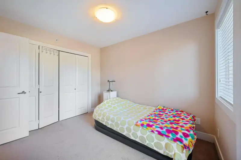 10 1731 PRAIRIE AVENUE - photo 4 of 14