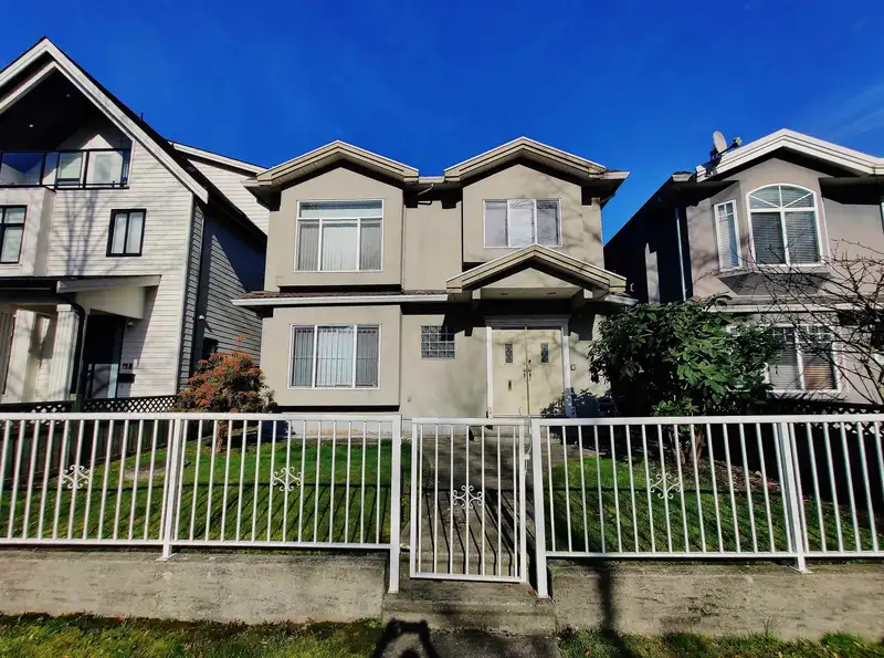 3461 WILLIAM STREET - photo 1 of 40