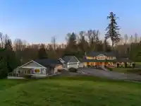22015 40 AVENUE - thumbnail 1