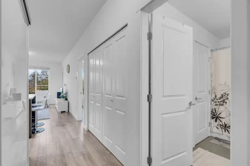 407 13623 81A AVENUE - photo 4 of 26