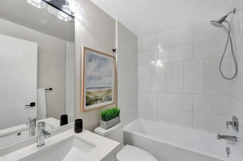 512 12109 223 STREET - photo 4 of 39