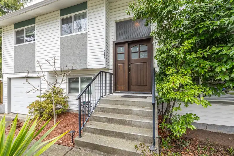 27283 29 AVENUE - photo 2 of 40