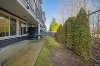 9 8370 202B STREET - thumbnail 31