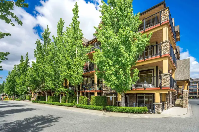 206 8328 207A STREET - photo 2 of 38