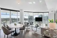 1584 87 NELSON STREET - thumbnail 2