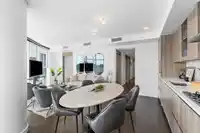 1584 87 NELSON STREET - thumbnail 6