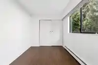 203 330 E 1ST STREET - thumbnail 13