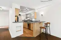 203 330 E 1ST STREET - thumbnail 6