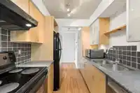 203 330 E 1ST STREET - thumbnail 8