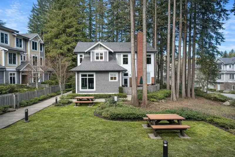 168 9718 161A STREET - photo 1 of 38
