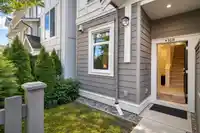 168 9718 161A STREET - thumbnail 29