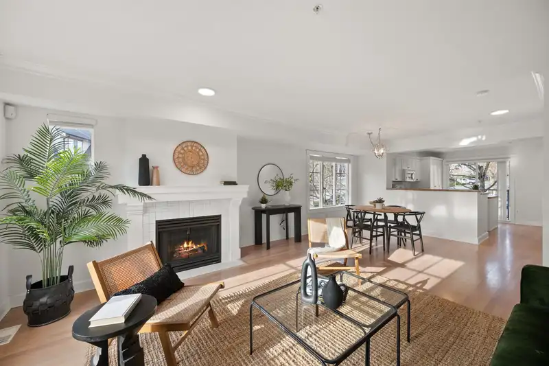 80 20540 66 AVENUE - photo 4 of 40