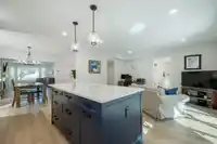 20976 93B PLACE - thumbnail 6