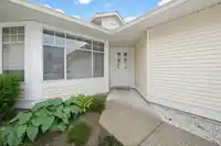 22 9208 208 STREET - thumbnail 2