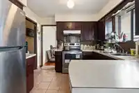 328 E 49TH AVENUE - thumbnail 10