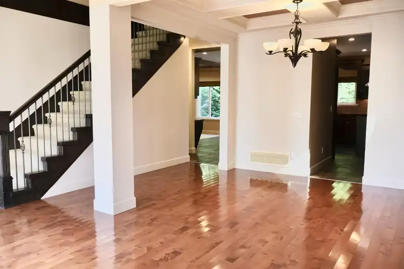 3471 147A STREET - photo 3 of 18