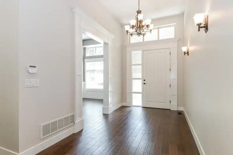 20073 38B AVENUE - photo 2 of 25