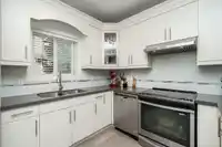201 3488 SEFTON STREET - thumbnail 5