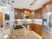 627 8067 207 STREET - thumbnail 3