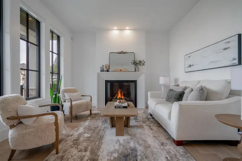 19664 31A AVENUE - photo 4 of 40
