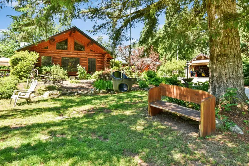 9921 WATT STREET - photo 4 of 40