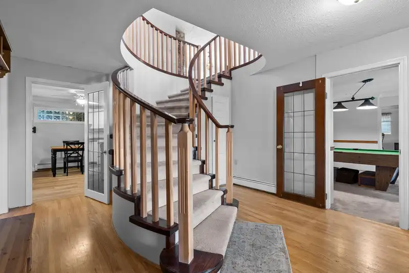 83 WOODLAND DRIVE - photo 3 of 40