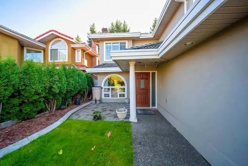 12580 HARRISON AVENUE - photo 4 of 40