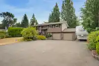 20424 43A AVENUE - thumbnail 3