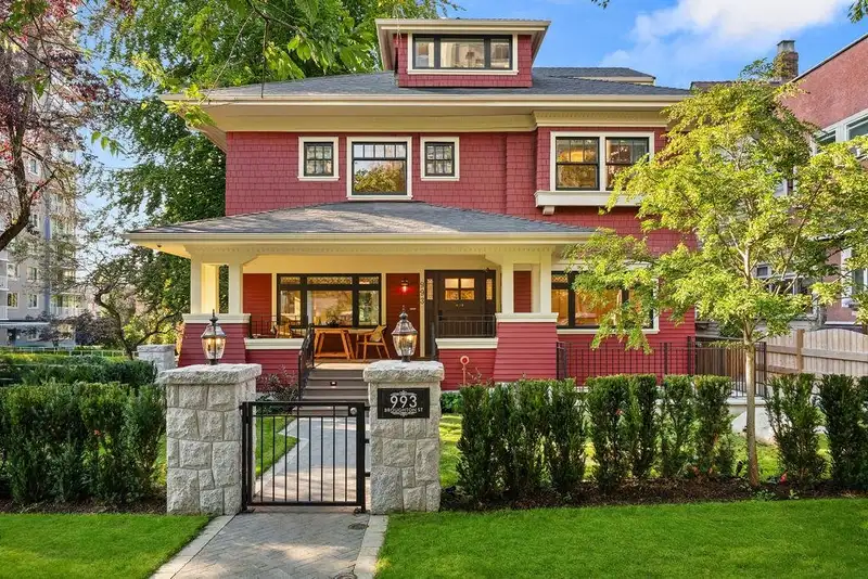 993 BROUGHTON STREET - photo 1 of 40