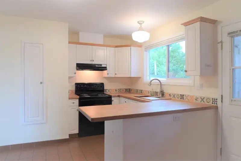 2124 TOPAZ STREET - photo 3 of 35