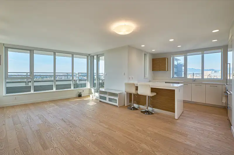 1503 7333 MURDOCH AVENUE - photo 4 of 26