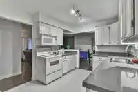 23740 FRASER HIGHWAY - thumbnail 4