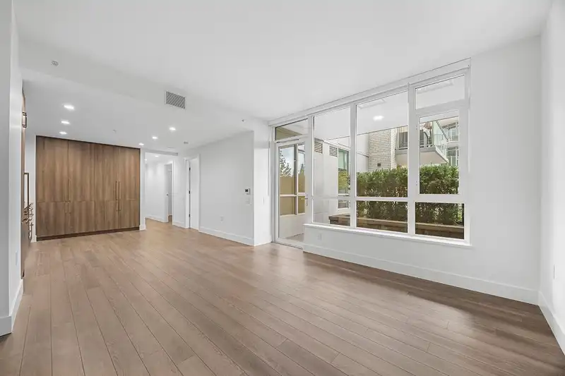 104 2375 EMERY COURT - photo 3 of 32