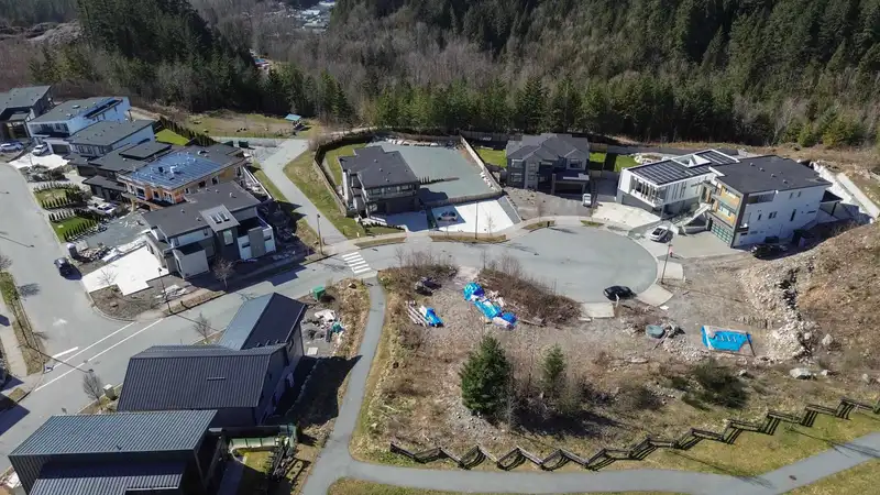 2917 SNOWBERRY PLACE - photo 2 of 5