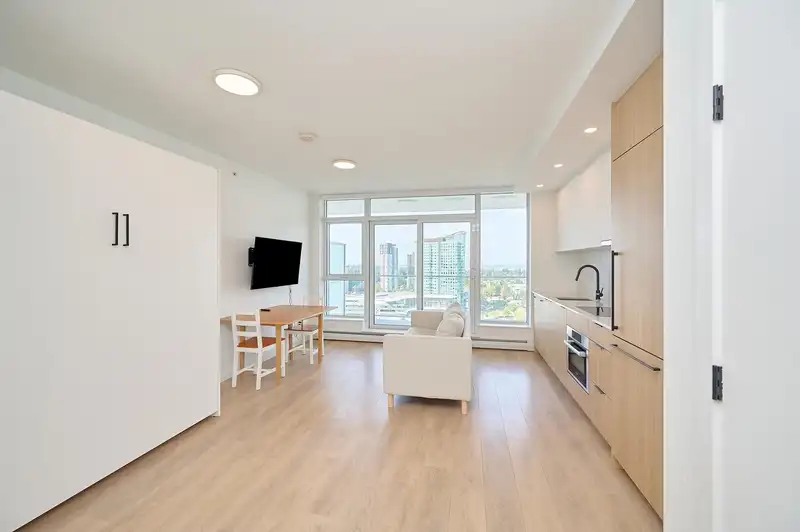 2610 13685 102 AVENUE - photo 3 of 23