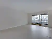 306 8400 ACKROYD ROAD - thumbnail 7