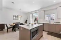 37 7947 209 STREET - thumbnail 18