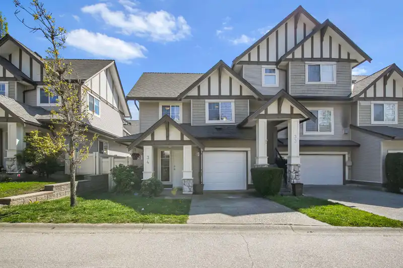 34 18181 68 AVENUE - photo 1 of 22